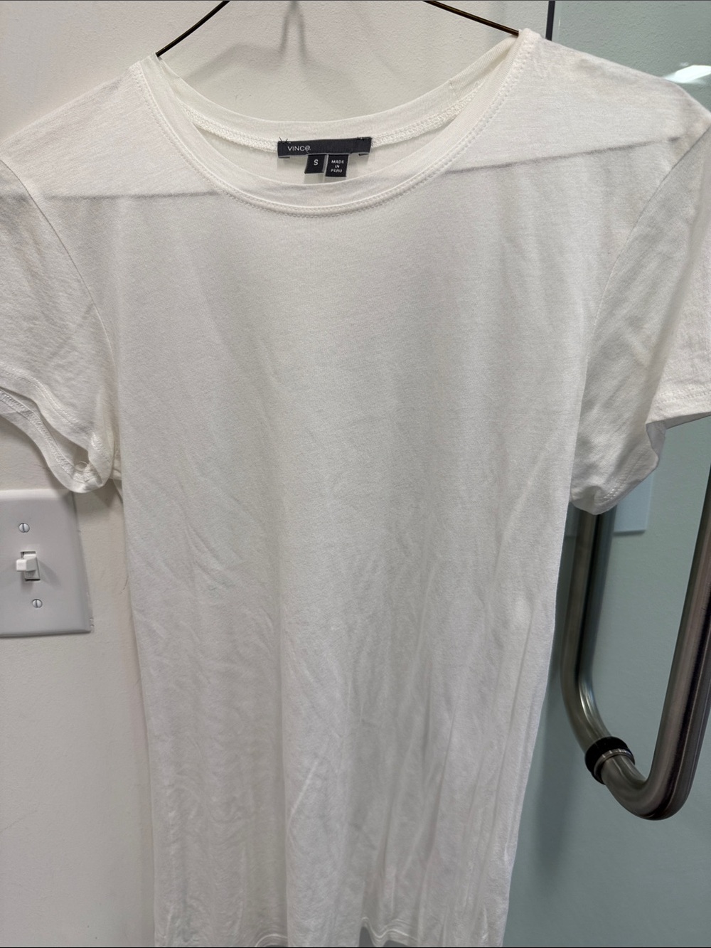 Vince women’s White Short-Sleeve Crew Tee